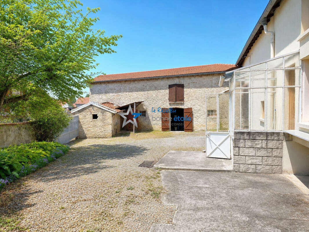 Maison à JONCHERY