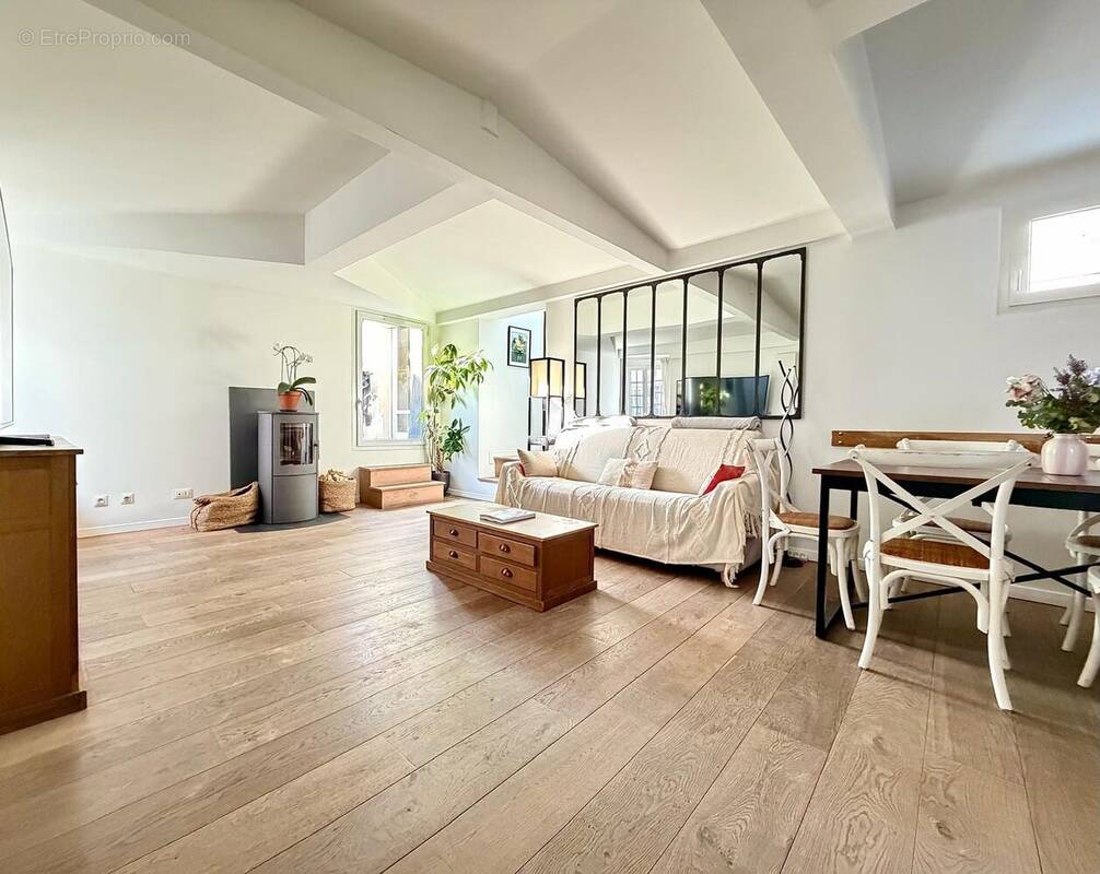 Appartement à ASNIERES-SUR-SEINE
