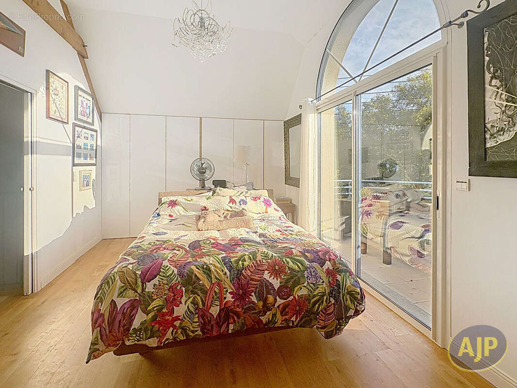 Maison à LE POULIGUEN