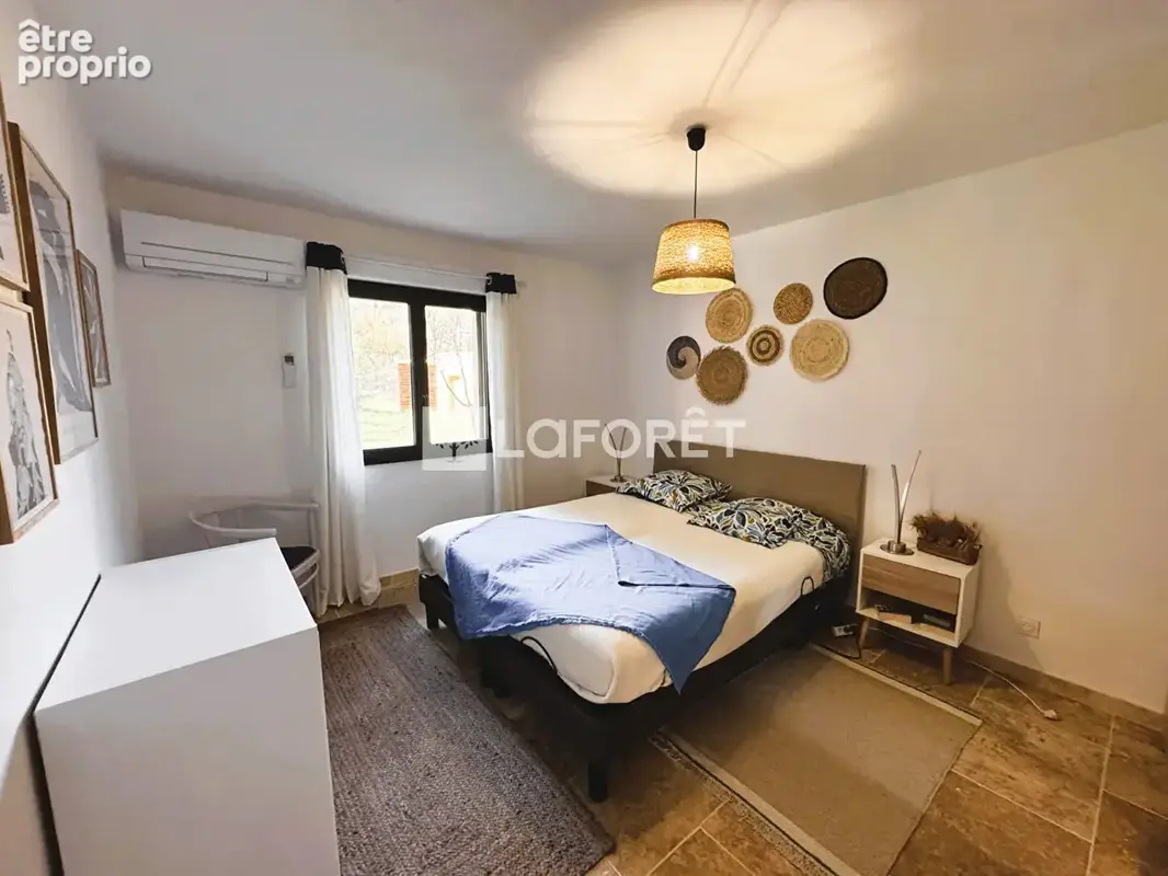 Villa avec piscine sur St-Maximin 170 m² 6 pièces - photo 11