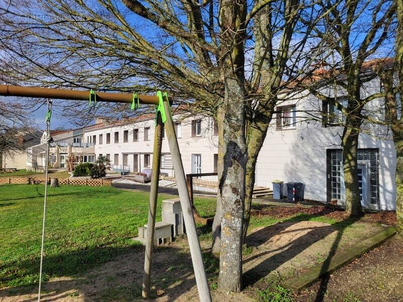 Appartement à SAINT-LOUP-LAMAIRE