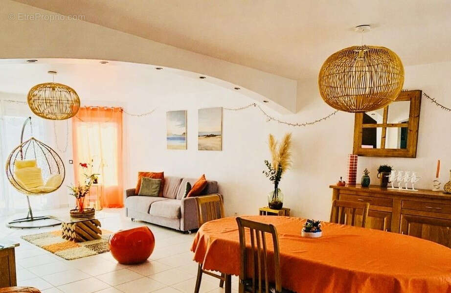 Maison à CHAMPROND-EN-GATINE