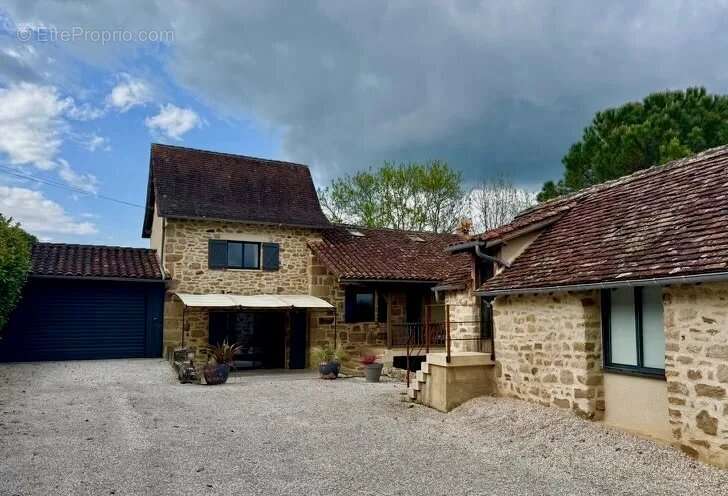 Maison à FIGEAC