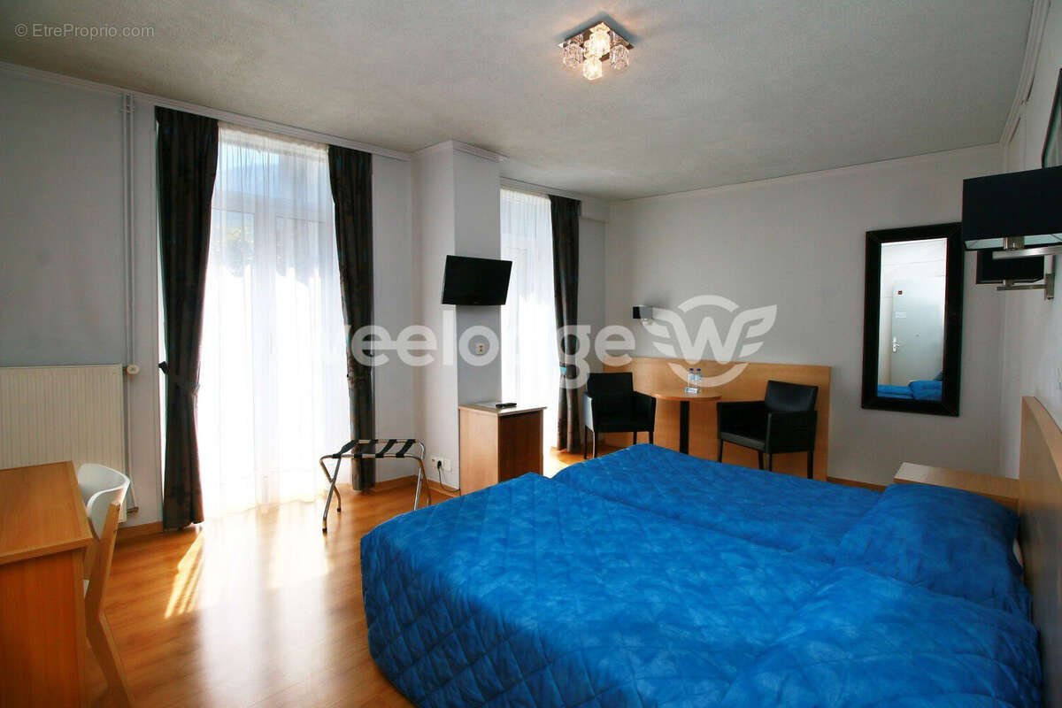 Commerce à BAGNERES-DE-LUCHON