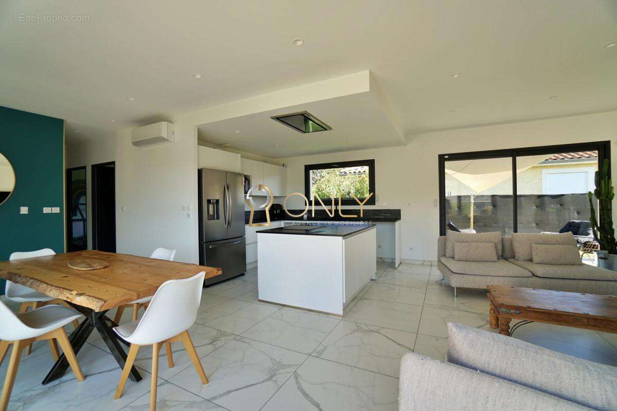 Maison à VILLARS-LES-DOMBES