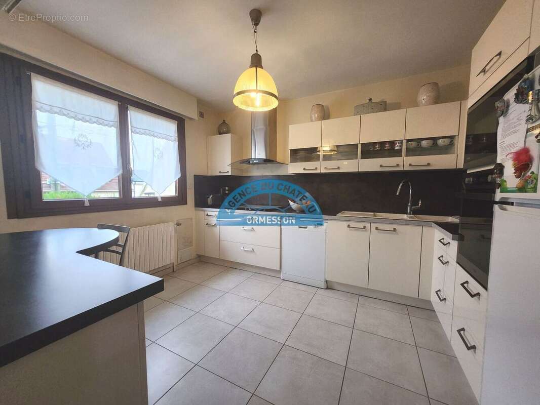 Maison à ORMESSON-SUR-MARNE