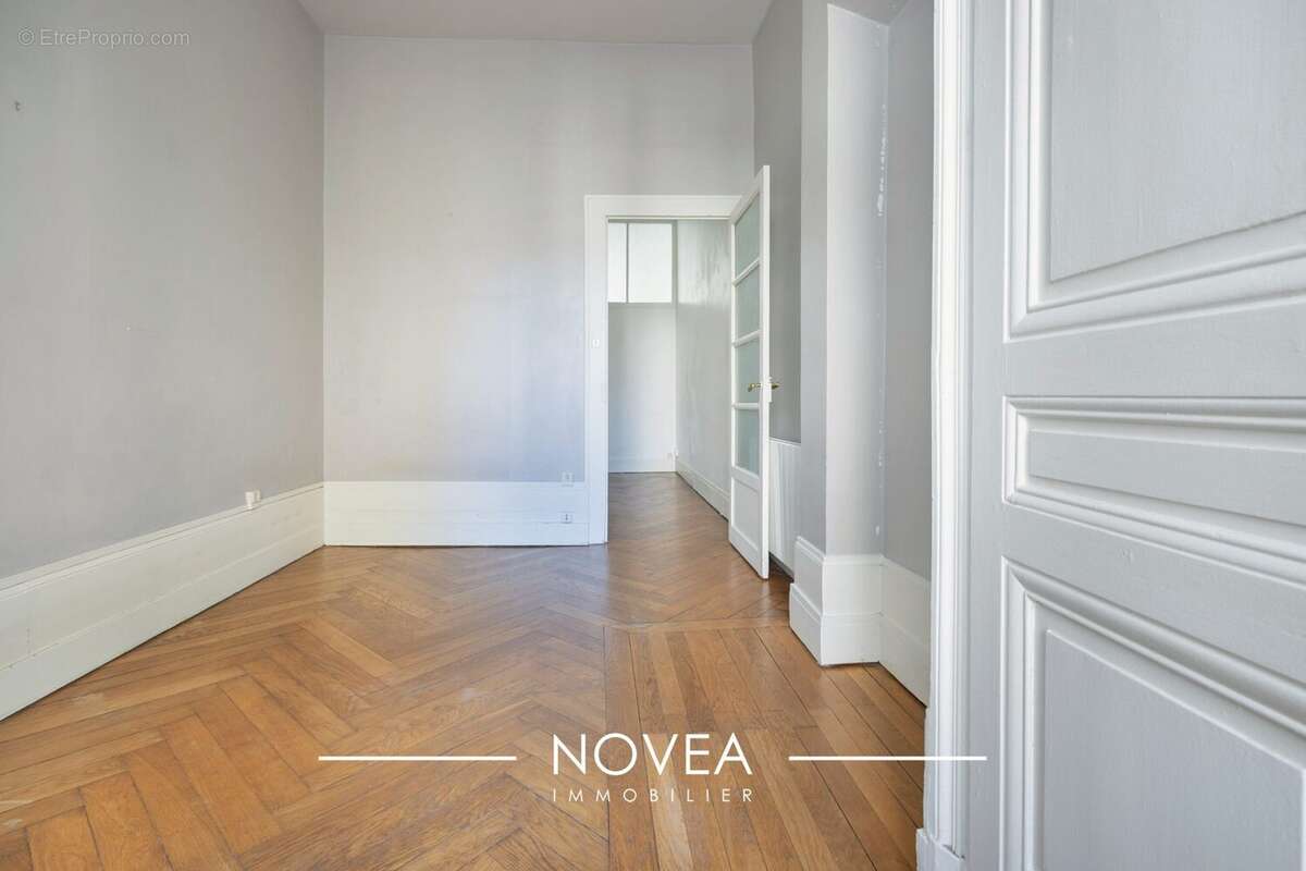 Appartement à LYON-6E
