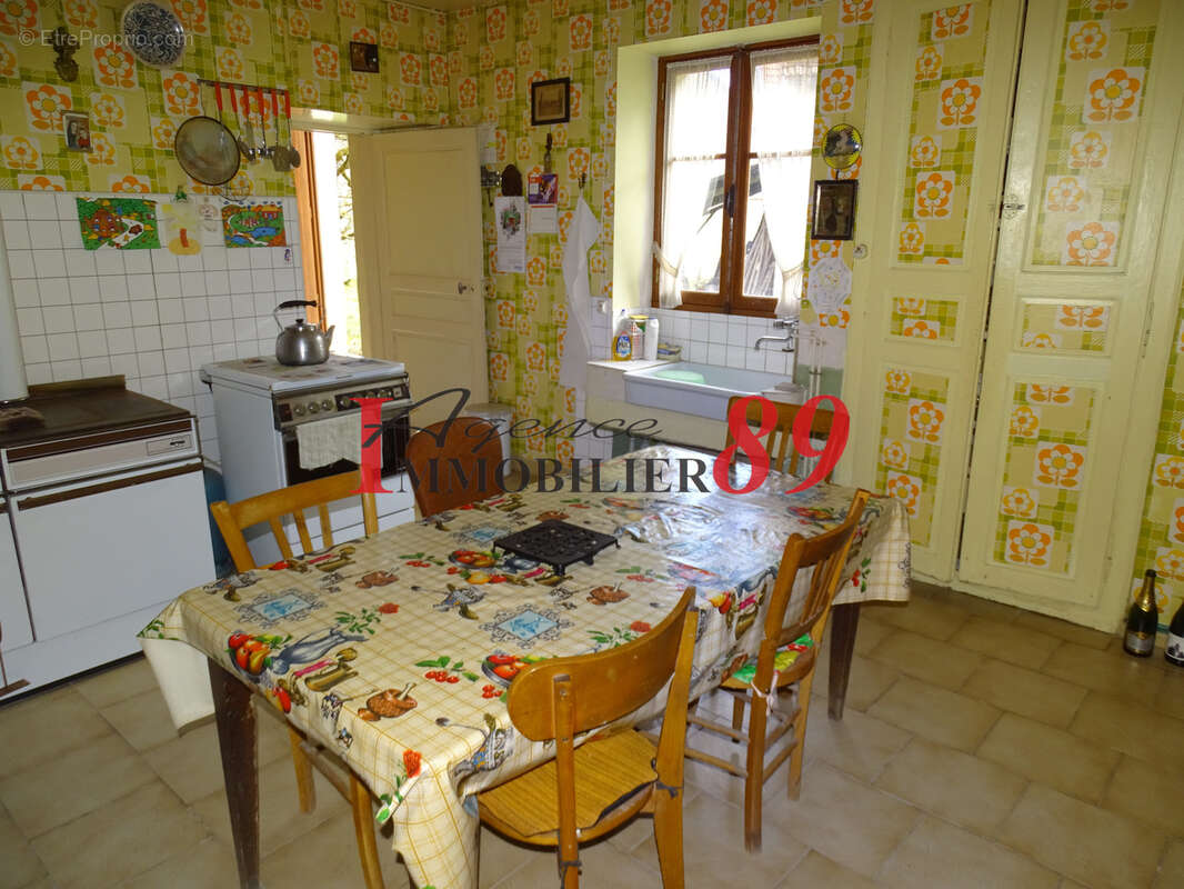 Maison à LES RICEYS