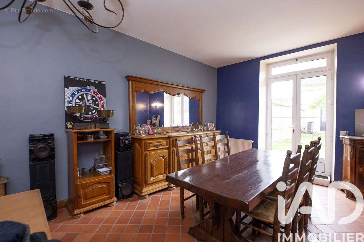 Photo 5 - Maison à MONDONVILLE-SAINT-JEAN