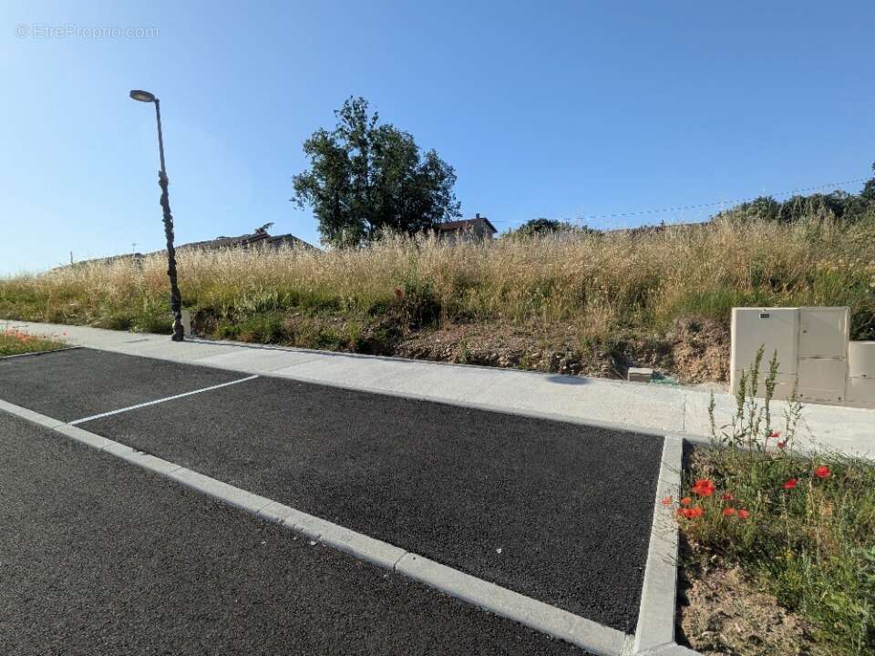Terrain 273 m² à Saint-Clar-De-Riviere  - photo 2