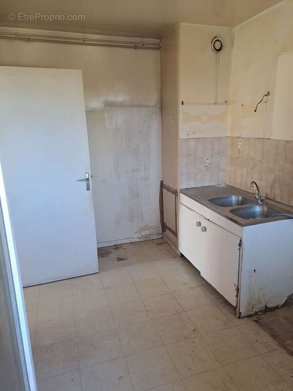 Photo 3 - Appartement à MARSEILLE-8E