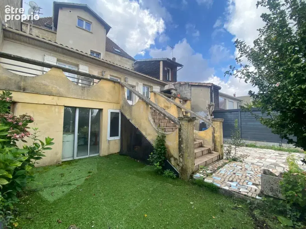 Bordeaux – Appartement de 90 m², 2 chambres, jardin privatif et sous-sol - photo 13
