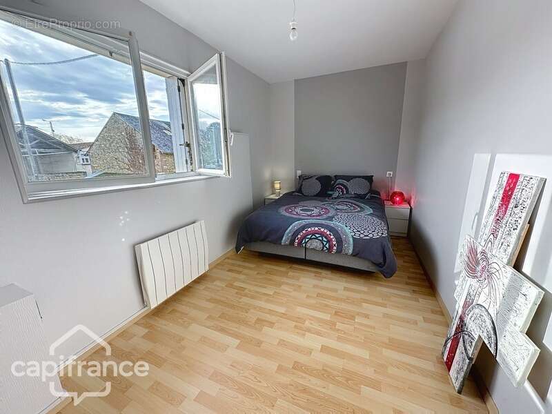 Maison à PAS-DE-JEU