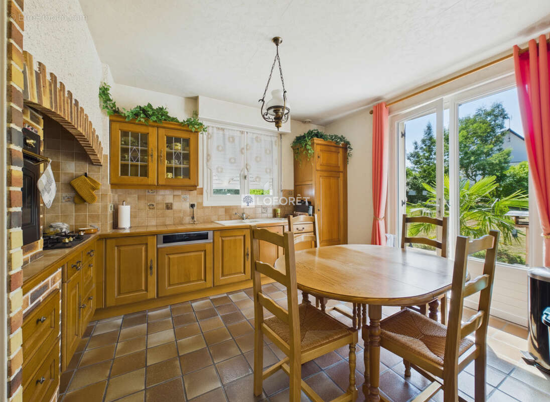 Exclusivité  :  Maison Saint Evarzec 7 pièce(s) - photo 7