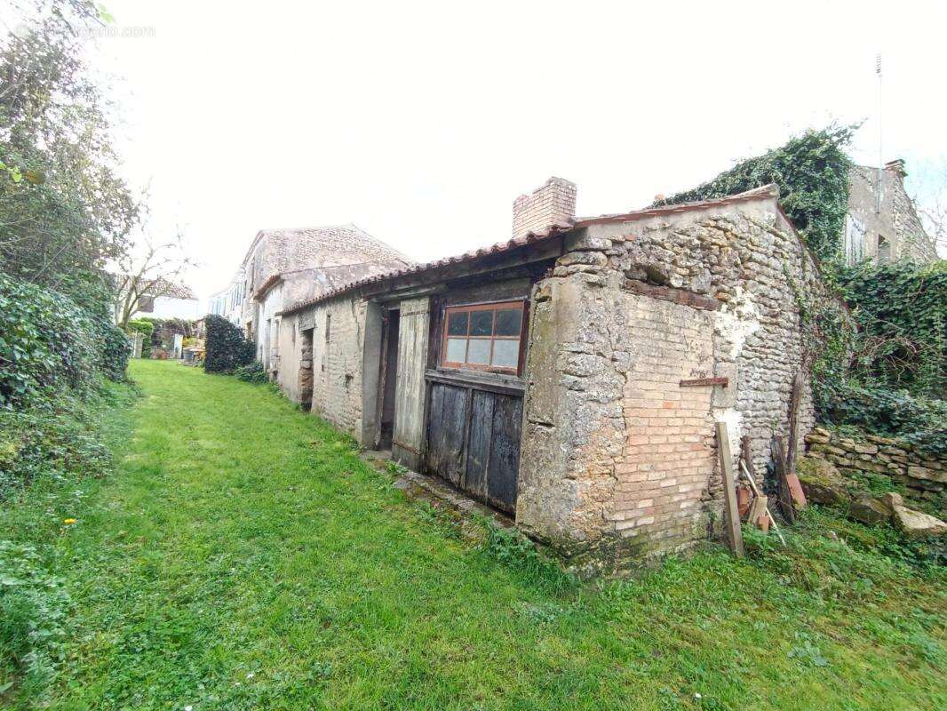 Maison à LA TAILLEE