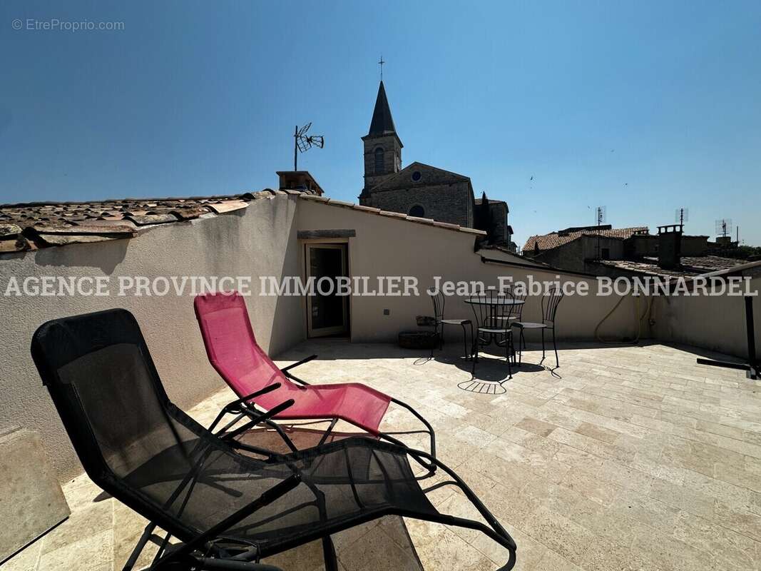 Maison 135 m² à Taulignan  - photo 16