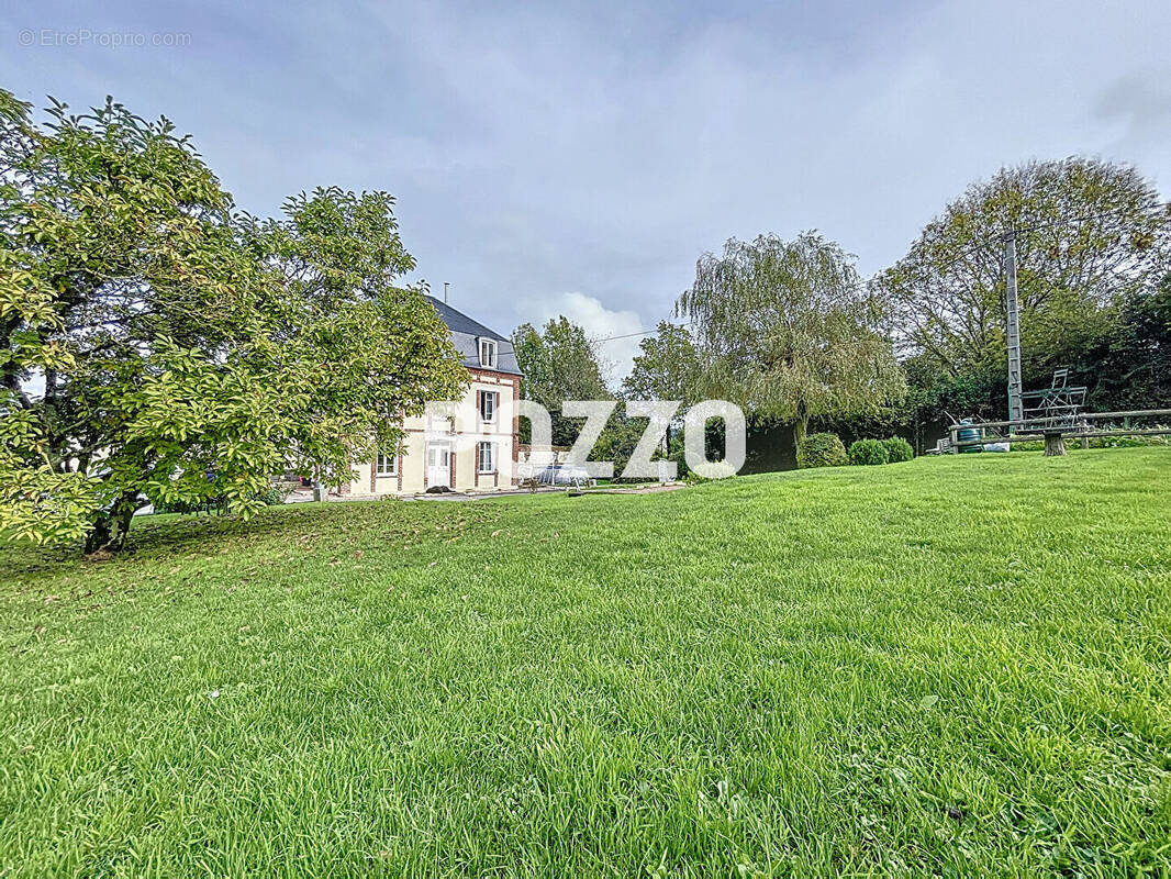 Maison à PONT-L&#039;EVEQUE