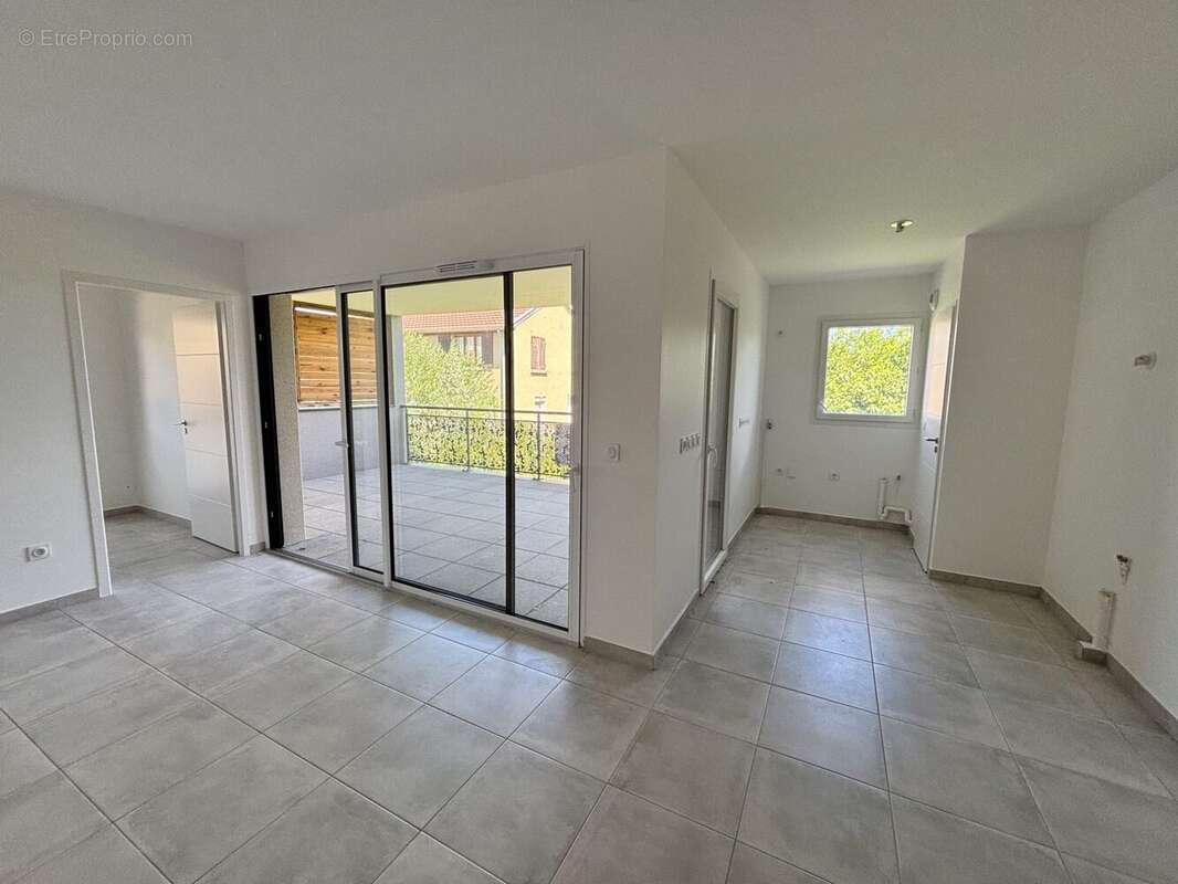 Appartement 82 m² à Chatillon-Saint-Jean  - photo 3