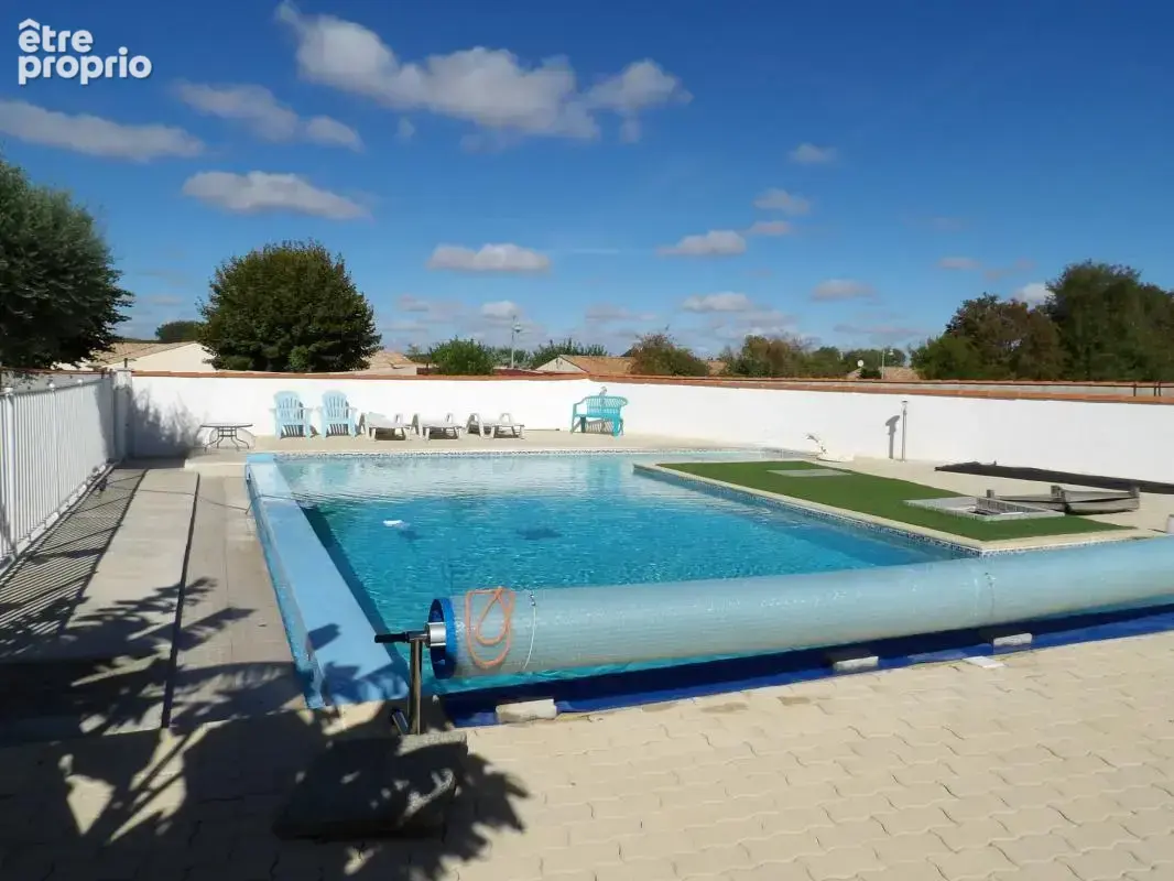Maison contemporaine avec piscine a débordement - photo 4