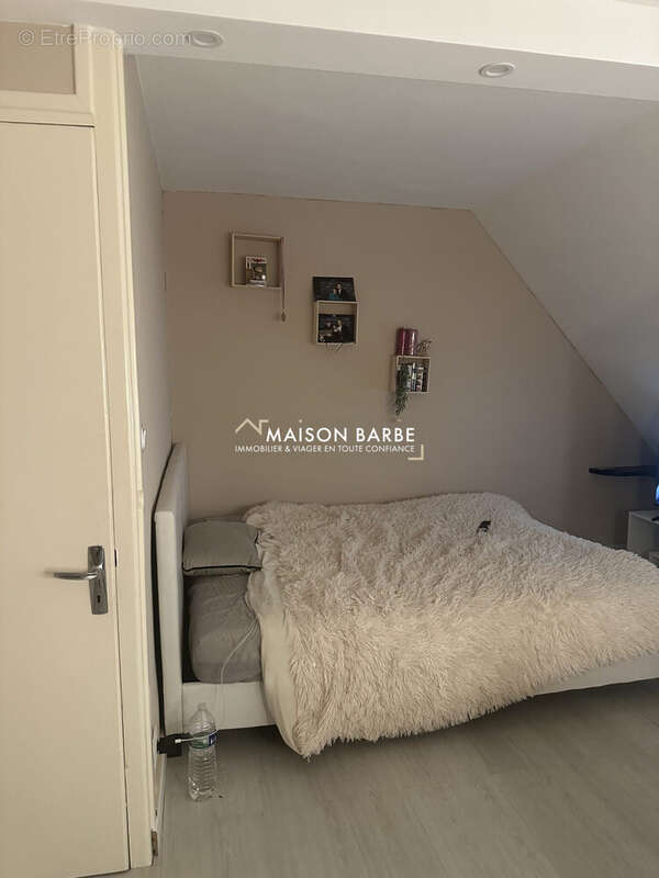 Maison à SAINT-VAAST-LES-MELLO