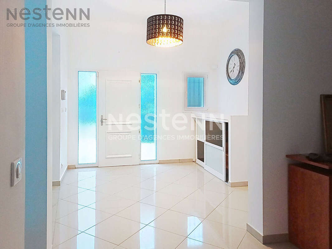 La Chaussée-Saint-Victor / magnifique maison contemporaine de 235 m² à découvrir ! - photo 3