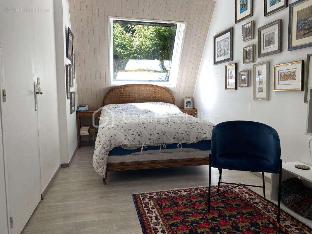 Maison à SAINTRY-SUR-SEINE