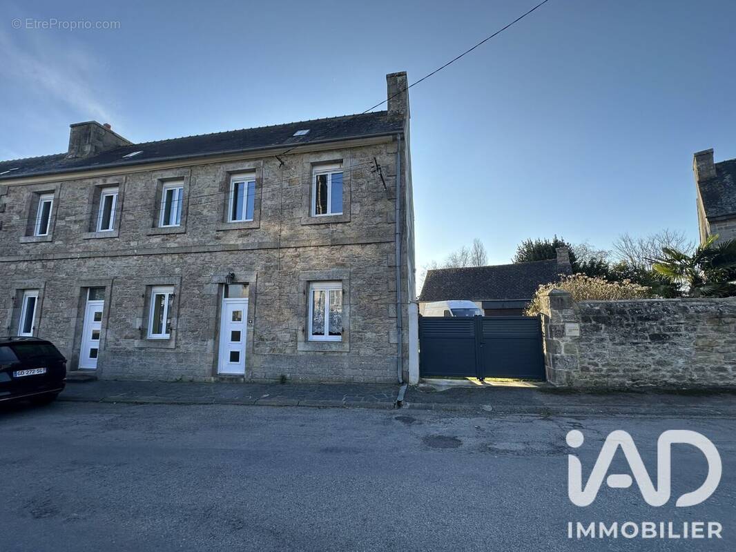 Photo 1 - Maison à PLOUNERIN