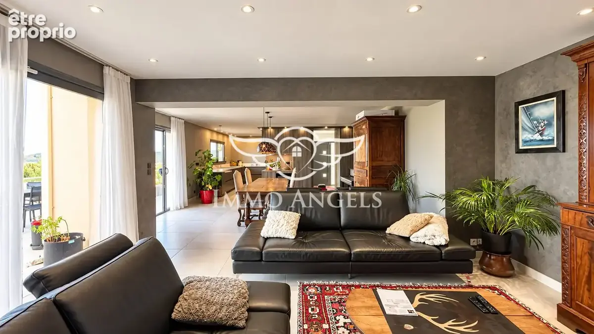 Maison 5 pièces 136 m² à vendre à Aramon (30390) - photo 8