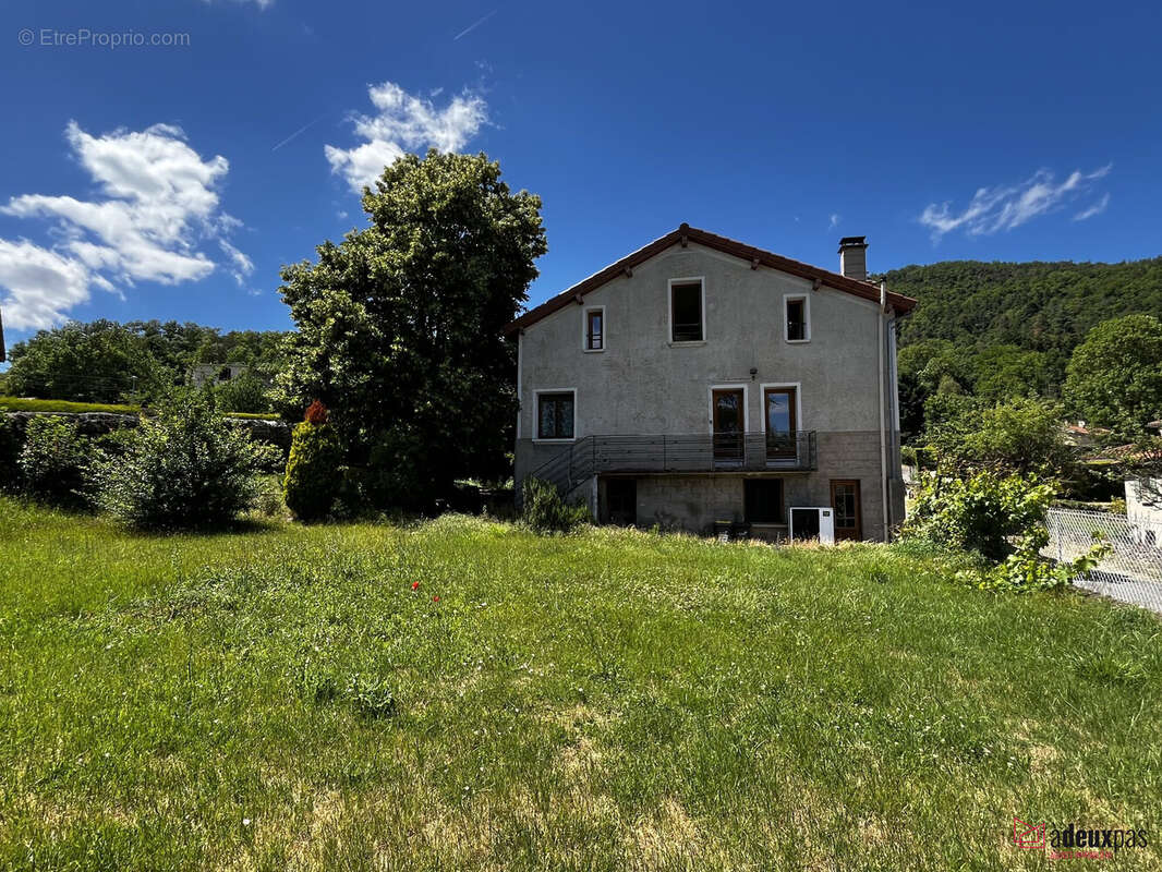 Maison à CALOIRE