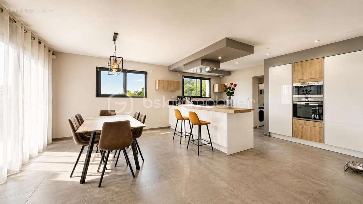 Maison contemporaine de plain-pied – 128 m² – 4 chambres – Double garage - photo 3
