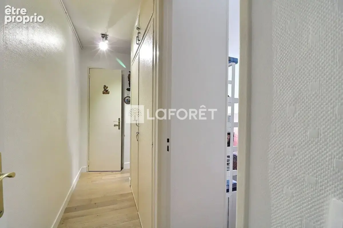 Appartement Rueil Malmaison 3 pièce(s) 52 m2 - photo 10