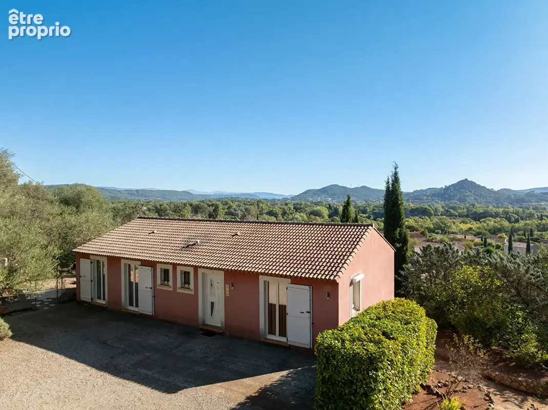 A VENDRE EN EXCLUSIVITE ! À  VIDAUBAN Maison de plain-pied 5 pièces 113 m2  sur un terrain de 2500m2 - photo 13
