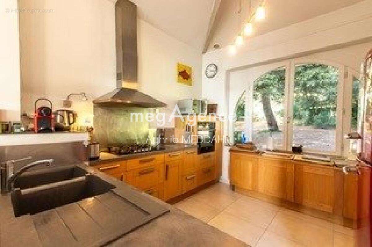 Maison à SAINT-GEORGES-DE-DIDONNE