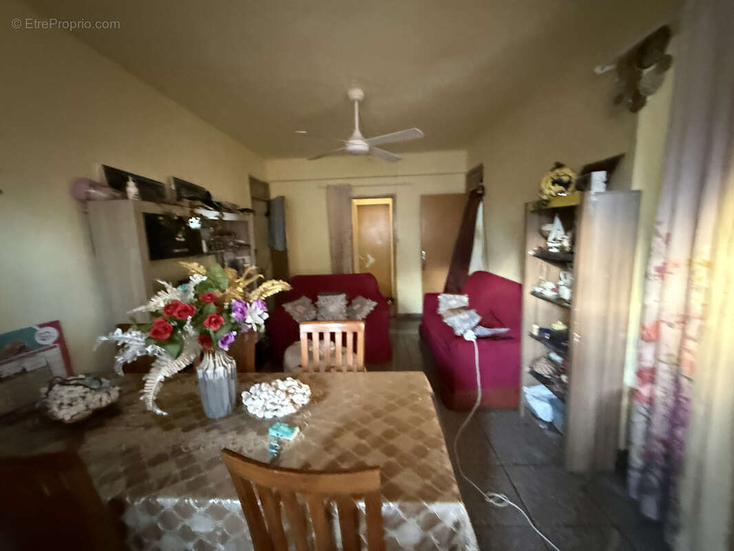 Maison à SAINTE-SUZANNE