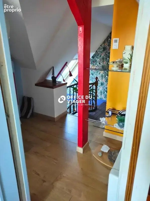 Ensemble immobilier - 1 appartement + 1 local commercial - 126,10 m² - photo 13
