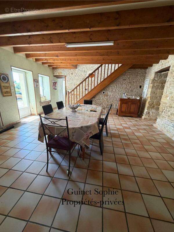 Maison à SAINTE-HERMINE