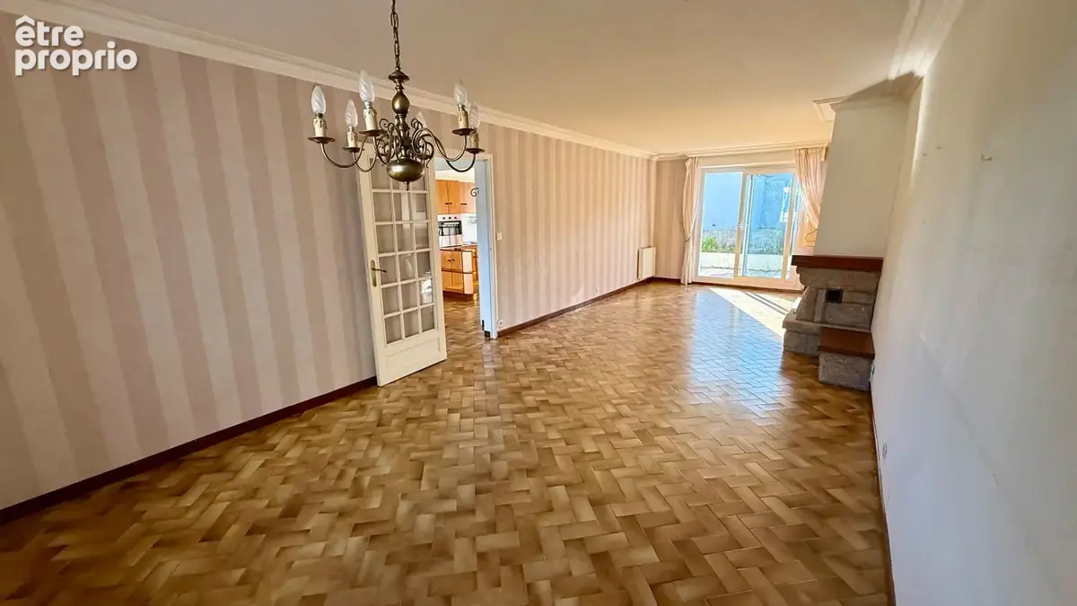 Maison 5 pièces - terrain de 281 m2 - GUILERS - photo 1