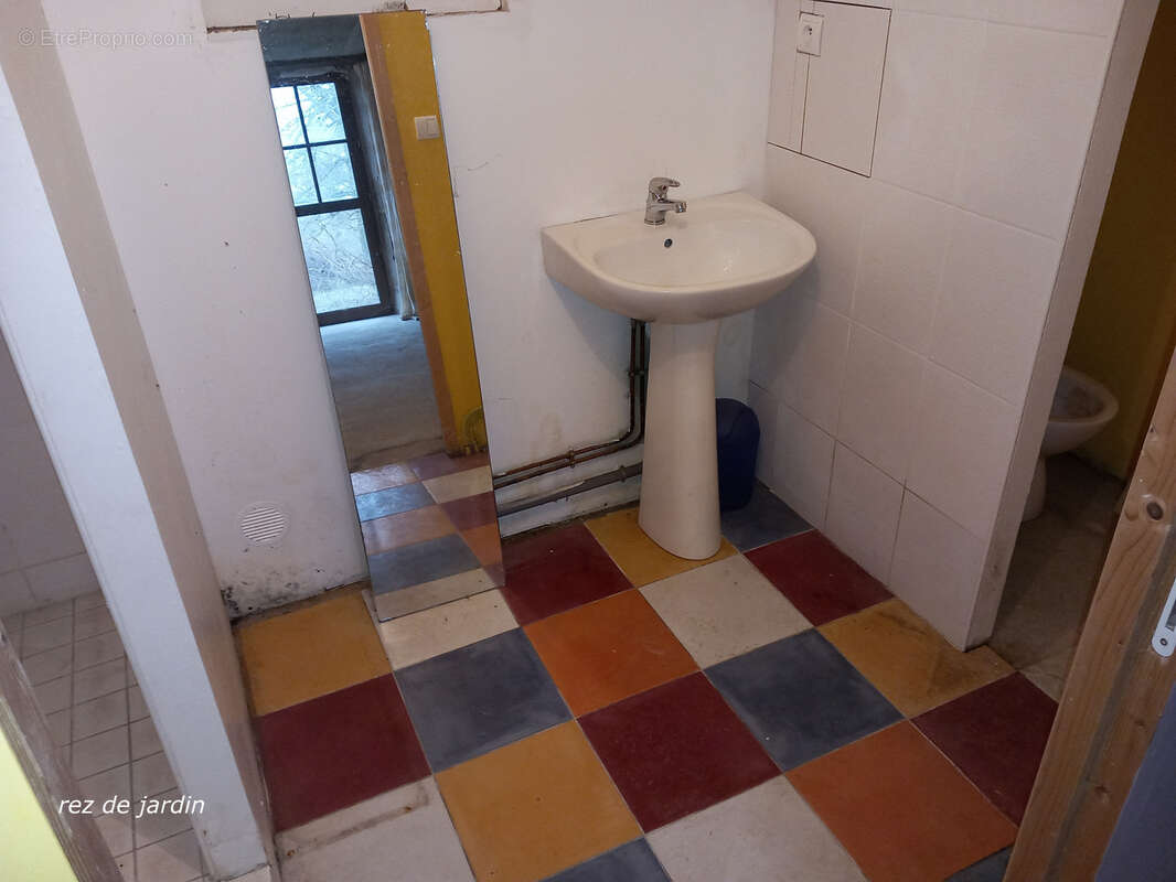 Maison à SAINT-PIERRE-BELLEVUE