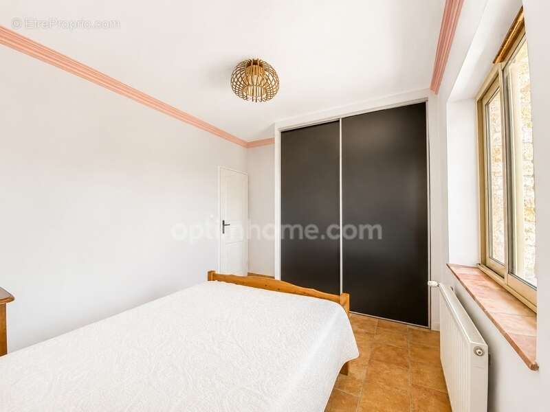 Maison de caractère 5 pièces avec piscine à DOUZAINS (47330) - photo 10