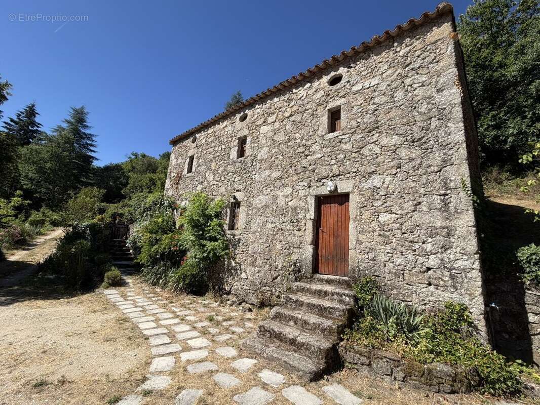 Maison 83 m² à Saint-Andre-De-Majencoules  - photo 15