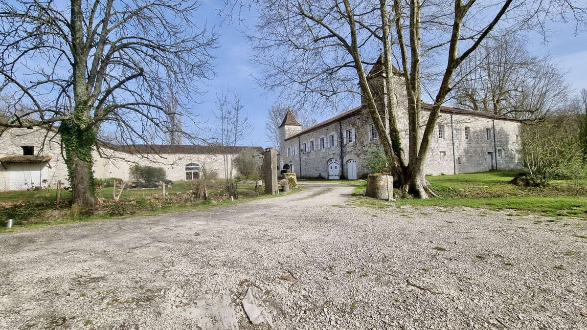 Maison à LAUZERTE