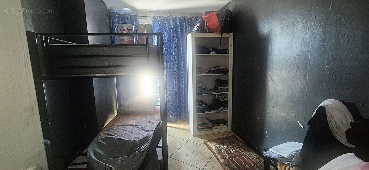 Appartement à MARSEILLE-3E