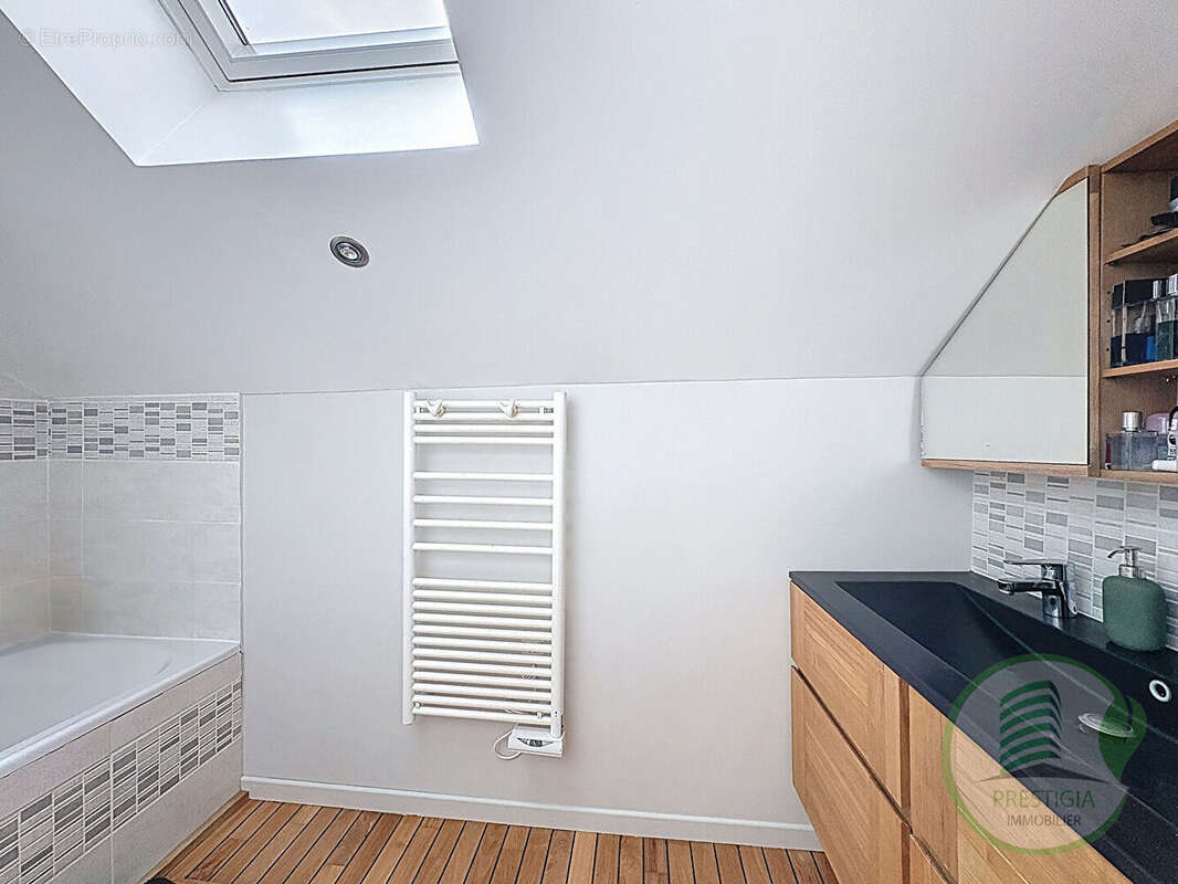 Maison à AUMENANCOURT