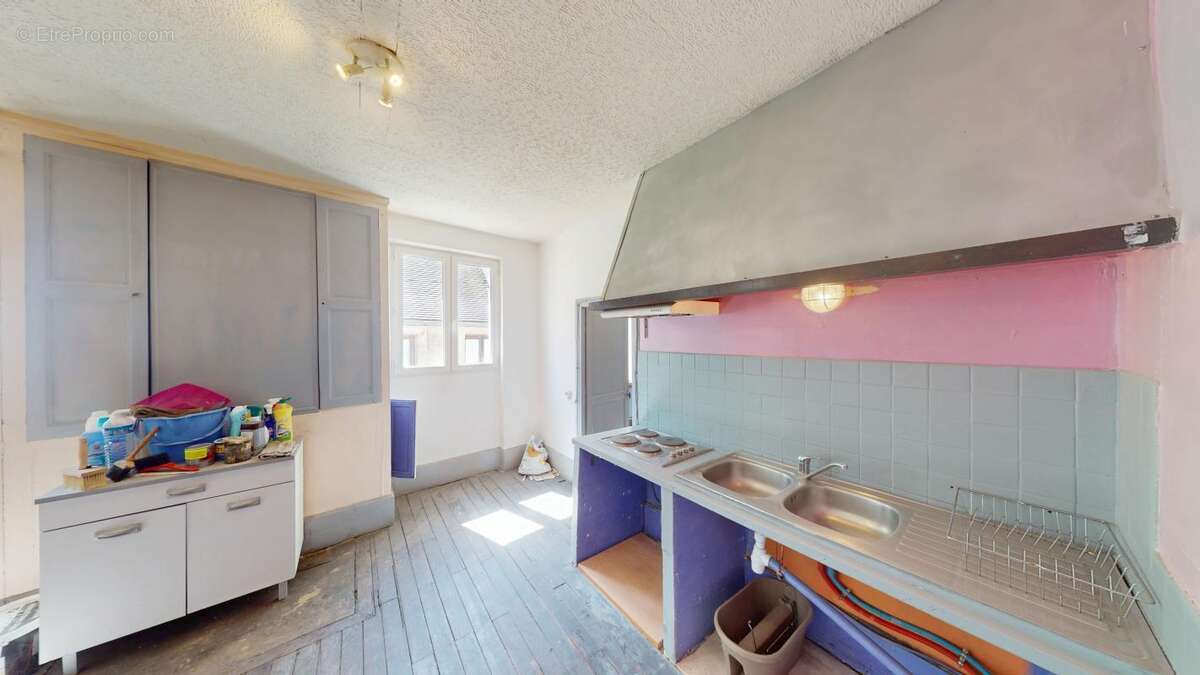 Maison à vendre divisible en 3 appartements - photo 4
