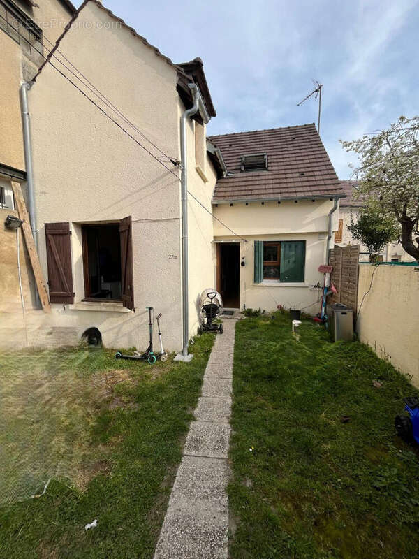 Maison à ORRY-LA-VILLE