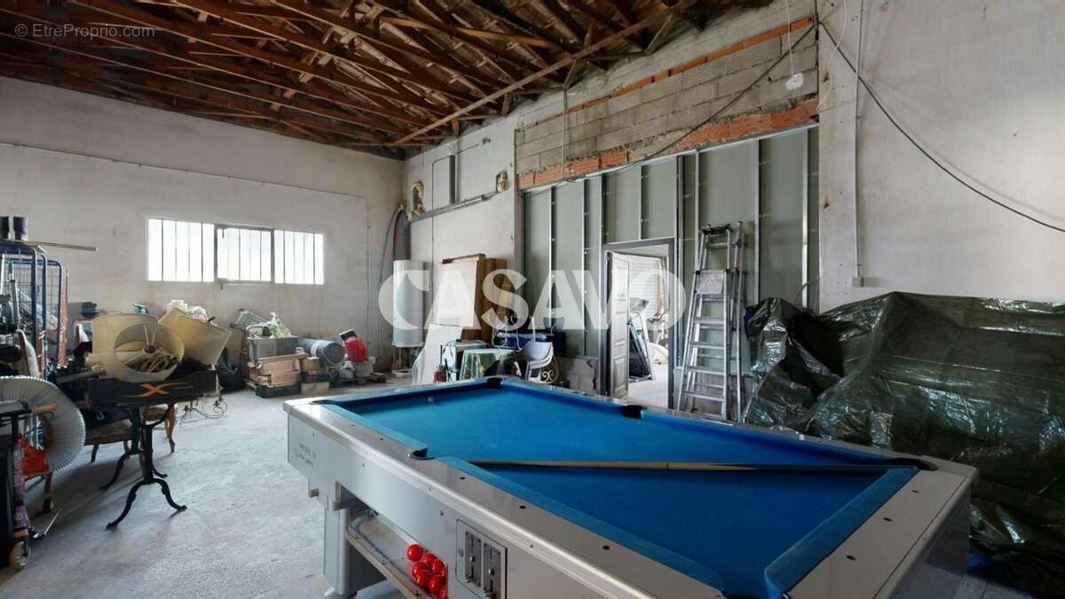 Vente Maison 10 pièces de 231m² - 84300 Taillades - photo 36