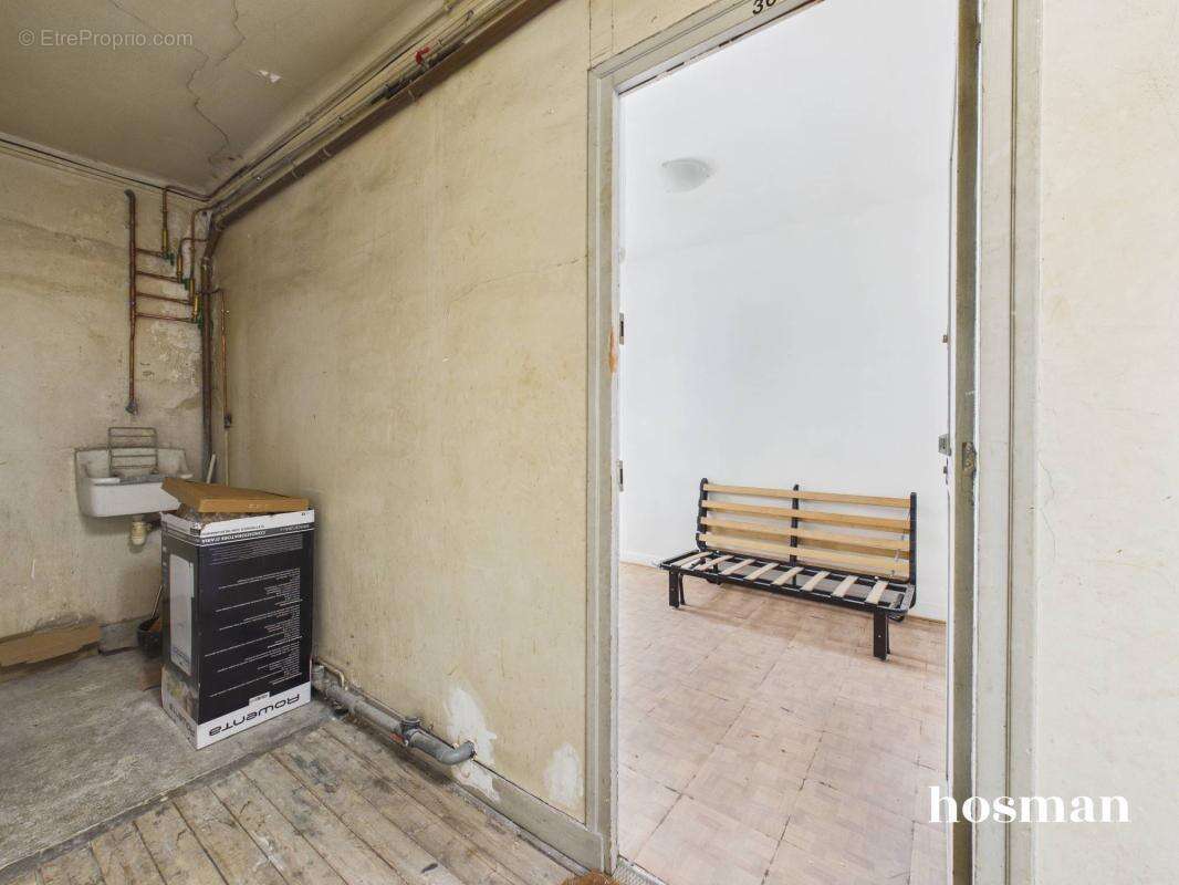 Chambre de service, 1 pièce, 8 m² Carrez - Dernier étage - Avenue D'Iéna, Paris - photo 11