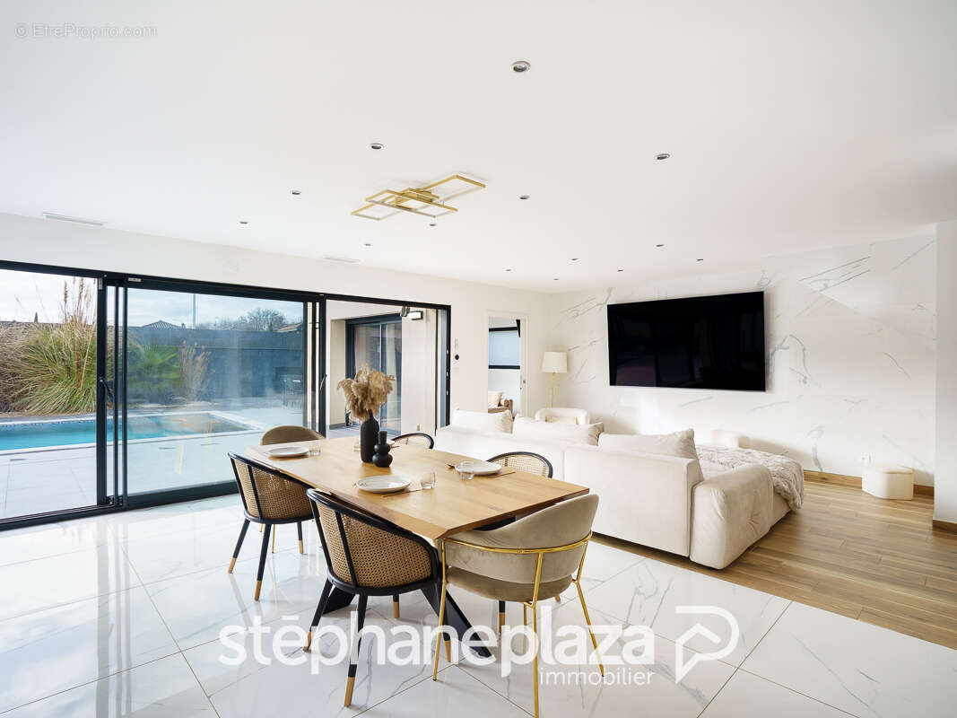 Villa contemporaine 7 pièces - 4 chs - photo 4