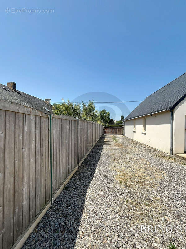 Maison à SAINT-LYPHARD