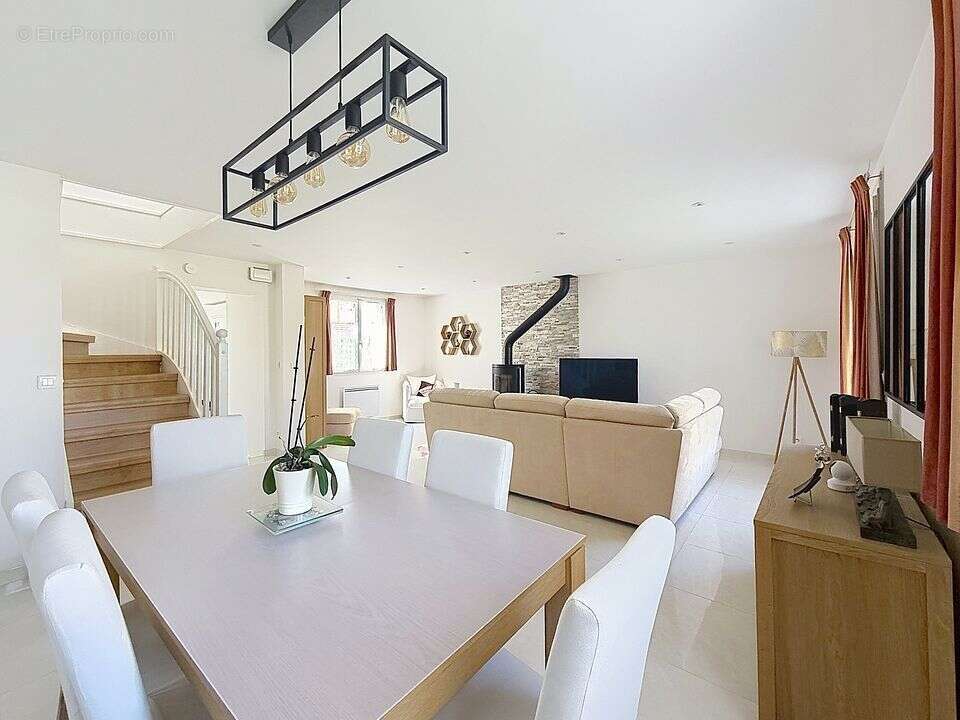 Maison à GUYANCOURT